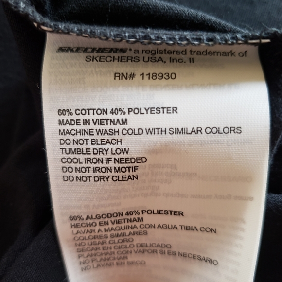 Black t-shirt by Sketchers - Picture 4 of 4